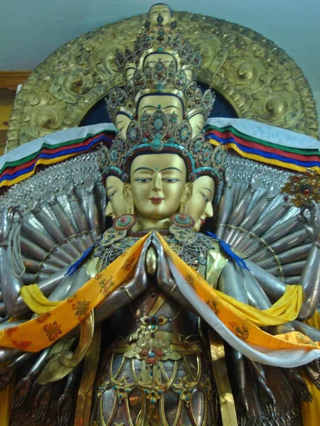 Zbliżenie Posągu Buddy Świątyni Himachal Pradesh — Zdjęcie stockowe