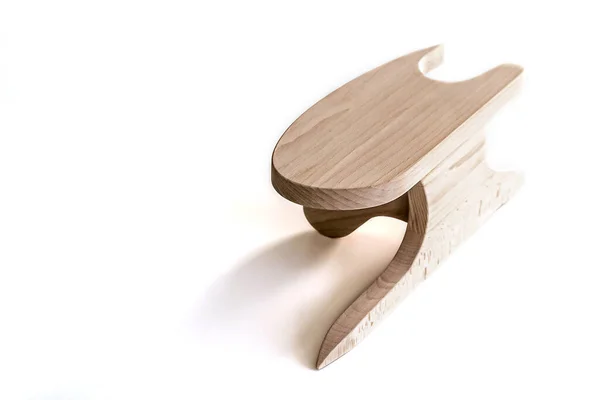 Dřevěný kvádr z buku na žehlení žehličkou. Nástroj pro krejčího. — Stock fotografie