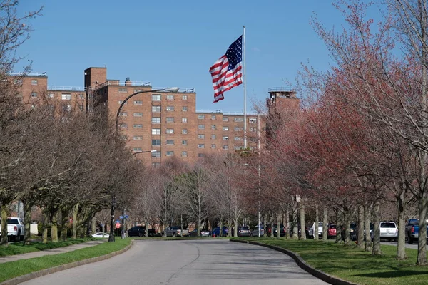 Large American Flag Street Buffalo — ストック写真