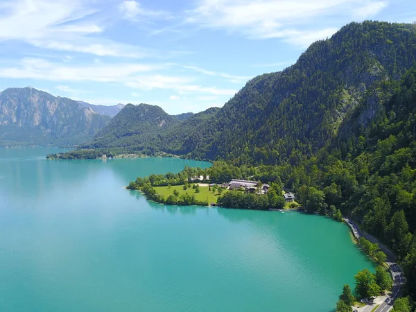 Bild Zeigt Einen Drohnenblick Auf Den Attersee Oberösterreich Stockbild