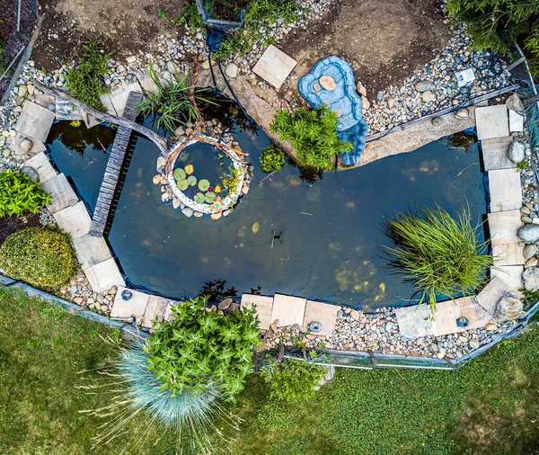 Imagem Mostra Uma Vista Drone Uma Lagoa Jardim Áustria — Fotografia de Stock