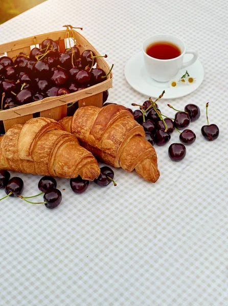 Black Tea Fresh Croissants Cherries Table White Background Flat Lay — Foto de Stock