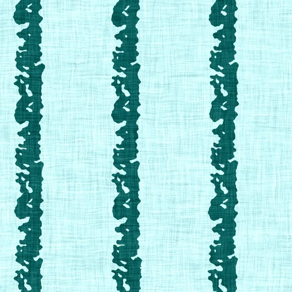 Egeïsche teal gebroken streep rustieke linnen textuur achtergrond. Zomer lijn kustleven stijl. Licht turquoise blauwe doek effect textiel naadloos patroon. Uitgewassen strand cottage stof materiaal. — Stockfoto