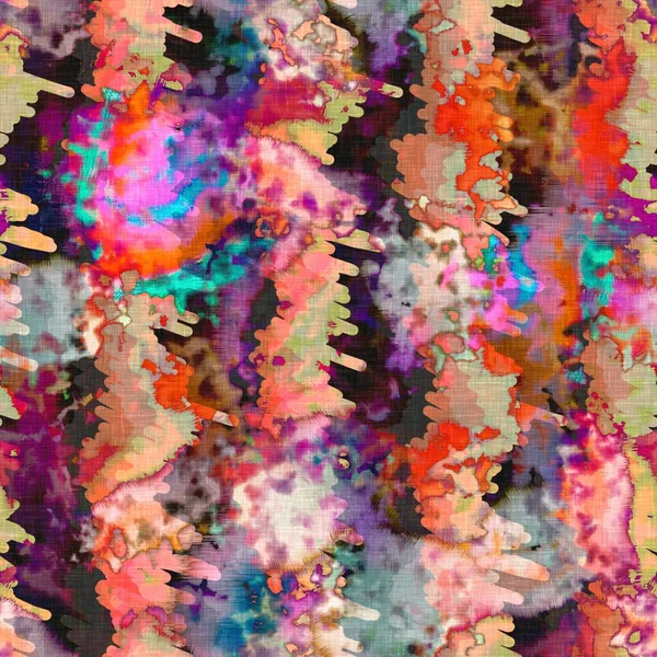 Bałagan lato krawat barwnik Batik plaży nosić wzór. Bezproblemowe kolorowe plamy przestrzeni barwione efekt mody. Zmyte miękkie tło meblowe. — Zdjęcie stockowe