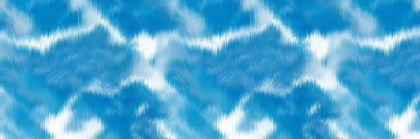 Ocean blue gevlekte rand strook linnen textuur achtergrond. Zomer kustleven stijl golvend water stof effect. Azure blu wassen bloedingsrand materiaal. Decoratieve textiel naadloze patroon lint trim. — Stockfoto