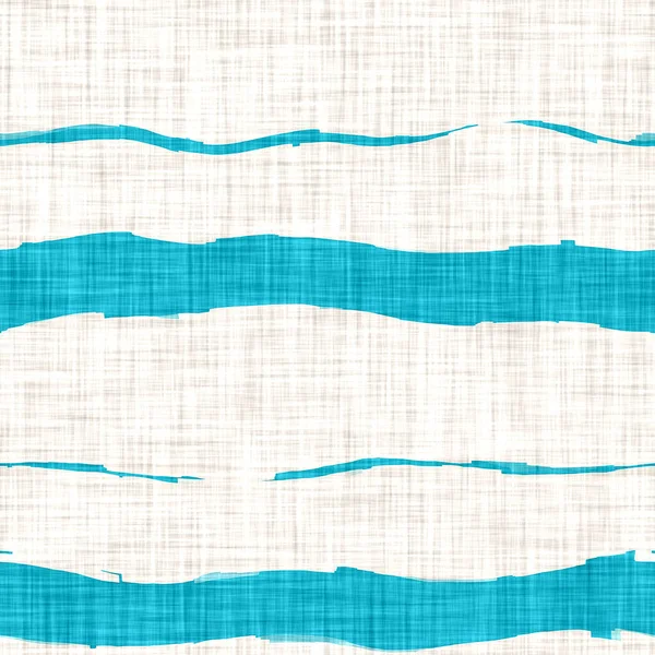 Синий пятнистый вихревой волны деревенский льняной текстуры фона. Летний пляжный стиль - домашний декор. Крашеный мыть волнистый прибрежный живого текстильного эффекта. High quality jpg seamless pattern swatch. — стоковое фото