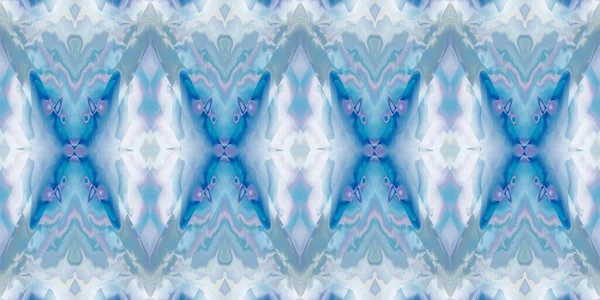 Indigo geométrico azul ombre lazo tinte batik franja borde patrón. Espacio shibori inconsútil teñido efecto rayado ribete de moda. lavado fuera boho playa desgaste cinta interminable cinta. —  Fotos de Stock