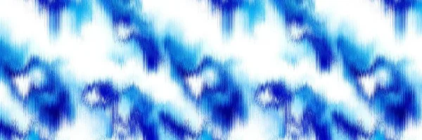 Océan bleu marbré bordure bande lin texture fond. Style de vie côtier d'été effet de tissu d'eau ondulée. Azure blu lavage saigner bord matériau. Tissu décoratif sans couture motif ruban garniture. — Photo