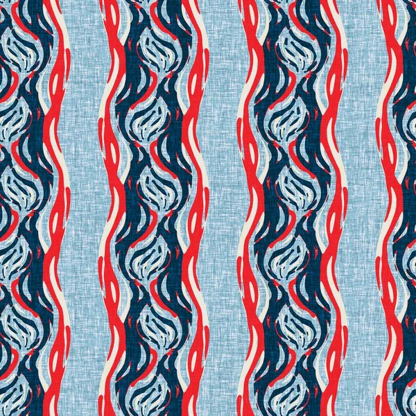 İndigo mavisi dikey kırık çizgiler, denizdeki pürüzsüz desen. Modern marin çizgili denizci baskısı. Klasik Nantucket kumaş tarzı. Yaz deniz dekoru. Hazırsı erkeksi moda baskısı.