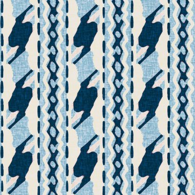İndigo mavisi dikey kırık çizgiler, denizdeki pürüzsüz desen. Modern marin çizgili denizci baskısı. Klasik Nantucket kumaş tarzı. Yaz deniz dekoru. Hazırsı erkeksi moda baskısı.