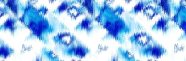 Ocean blue gevlekte rand strook linnen textuur achtergrond. Zomer kustleven stijl golvend water stof effect. Azure blu wassen bloedingsrand materiaal. Decoratieve textiel naadloze patroon lint trim. — Stockfoto