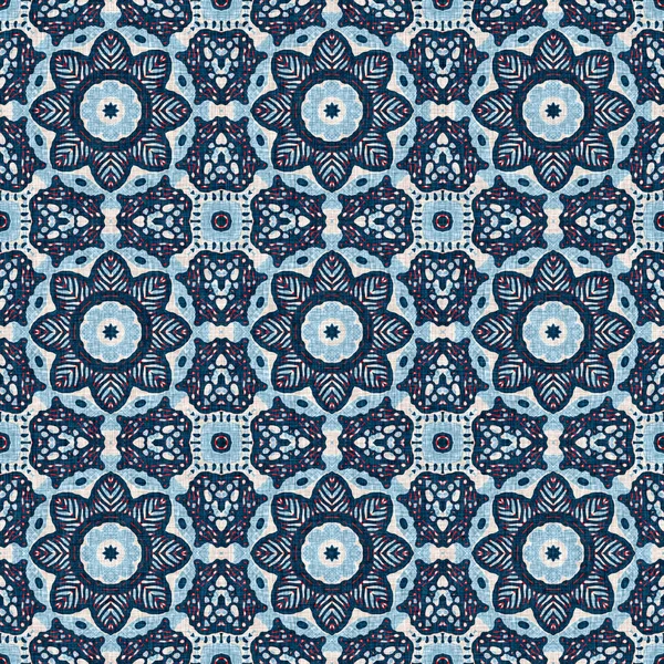 Indigo blauw rood batik geo nautisch naadloos patroon. Moderne marin geometrische caleidoscoop matroos print. Nantucket stof textiel stijl. Zomer rustieke mannelijke gedragen linnen effect maritieme decor. — Stockfoto