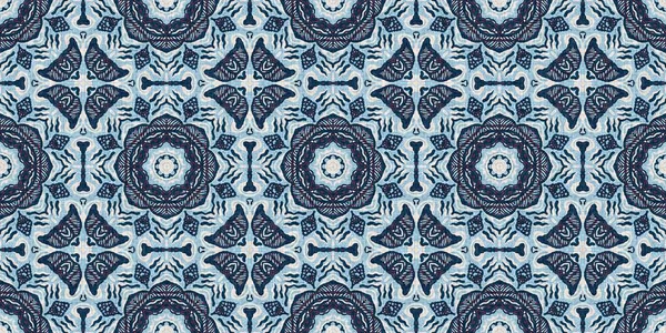 Indigo blauw rood batik geo nautische naadloze rand patroon. Moderne marin geometrische caleidoscoop banner. Nantucket stof textiel stijl. Zomer rustiek mannelijk versleten linnen effect rand tape — Stockfoto