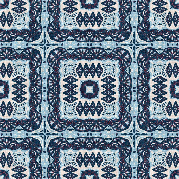 Indigo blauw rood batik geo nautisch naadloos patroon. Moderne marin geometrische caleidoscoop matroos print. Nantucket stof textiel stijl. Zomer rustieke mannelijke gedragen linnen effect maritieme decor. — Stockfoto