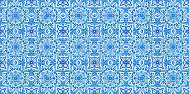 Mavi suluboya azulejo fayans kenar arkaplan. Kusursuz sahil geometrik çiçekli mozaik efekt afişi. Süslü arabesk yaz moda tekrar kenar süslemesi.