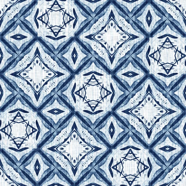 Indigo Dye Wash Coastal Damask Quilt Seamless Pattern Вимитий Ефект — стокове фото