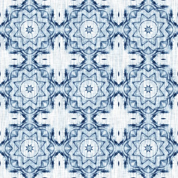 Indigo Dye Wash Coastal Damask Quilt Seamless Pattern Вимитий Ефект — стокове фото