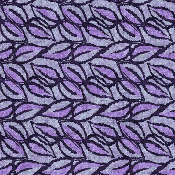 Botanik yaprakları, el işi, keten desenli. Yastık fırlatmak için organik yaprak doğal ses tonu, yumuşak mobilya. Modern mor ev dekorasyonu. 