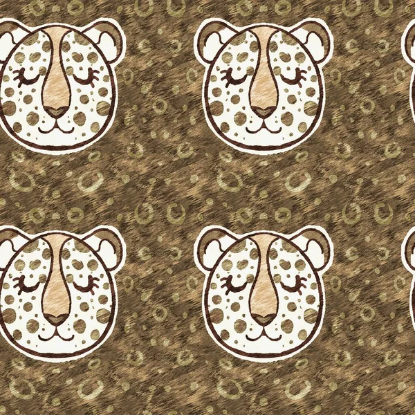Modèle animal léopard sauvage safari mignon pour la décoration de la chambre des bébés. Gros chat sans couture fourrure brun texturé genre neutre conception d'impression. — Photo