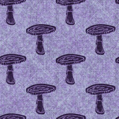 Mantarsız el yapımı keten desenli. Organik mantarlar, yastık fırlatmak için doğal ton tasarımı, yumuşak mobilyalar. Modern mor ormanlık ev dekorasyonu