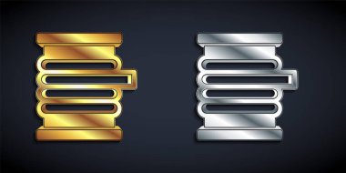 Siyah arka planda izole edilmiş makara ya da davul ikonu üzerindeki altın ve gümüş elektrik kablosu. Uzun gölge tarzı. Vektör