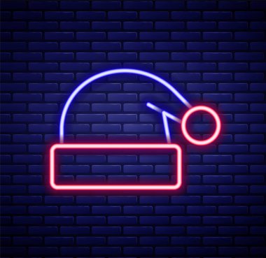 Parlak neon hattı, Noel Baba şapkası ikonu, duvarın arkasında izole edilmiş. Mutlu Noeller ve mutlu yıllar. Renkli taslak konsepti. Vektör