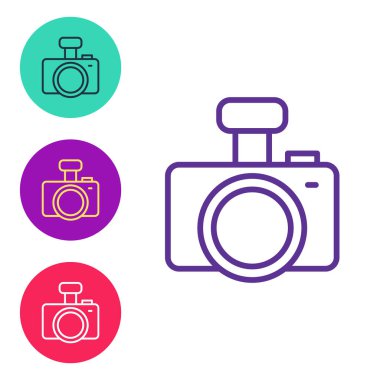 Fotoğraf makinesi simgesini beyaz arkaplanda izole et. Foto kamera. Dijital fotoğrafçılık. Simgeleri renklendirin. Vektör