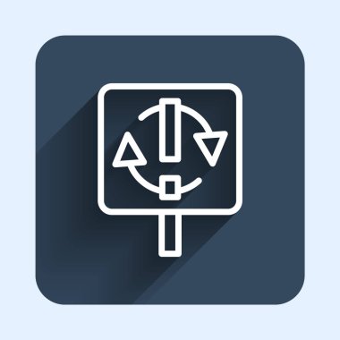 Beyaz çizgi Geri Dönüşüm sembolü uzun gölge arkaplanı ile izole edilmiş. Dairesel ok simgesi. Çevre geri dönüşümü yeşile döner. Mavi kare düğme. Vektör