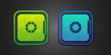 Siyah arkaplanda yeşil ve mavi kasa simgesi izole edildi. Kapı, şifreli bir banka kasası. Güvenilir Veri Koruma. Vektör