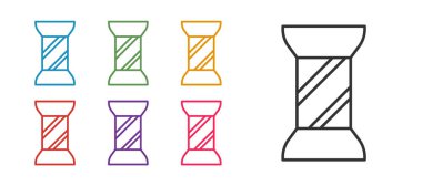 Beyaz arkaplanda izole edilmiş makaradaki çizgi dikiş ipliğini ayarla. İplik makarası. İplik kutusu. Simgeleri renklendirin. Vektör