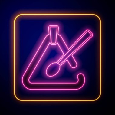 Parlayan neon üçgen müzik aleti simgesi siyah arkaplanda izole edildi. Vektör