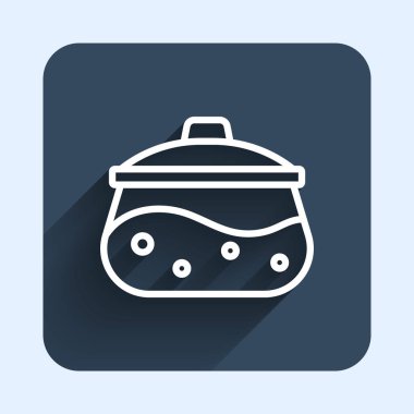 Beyaz çizgi tencere pişirme ikonu uzun gölge arkaplan izole. Haşlama ya da güveç besin sembolü. Mavi kare düğme. Vektör