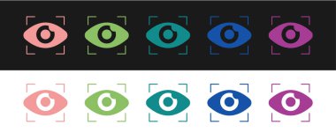 Büyük kardeş elektronik göz ikonunu siyah beyaz arka planda izole et. Küresel izleme teknolojisi, bilgisayar sistemleri ve ağ güvenliği. Vektör