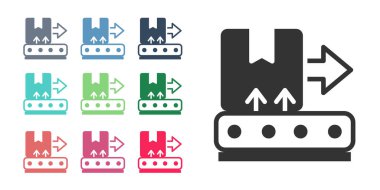 Beyaz zemin üzerinde karton kutu simgesi olan siyah taşıma bandı. Simgeleri renklendirin. Vektör