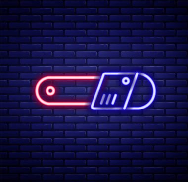 Parlayan neon hattı zincir testeresi simgesi tuğla duvar arka planında izole edildi. Renkli taslak konsepti. Vektör