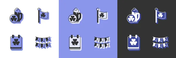 Set Guirnalda de carnaval con banderas, vaso de cerveza, calendario de San Patricio e icono de trébol de Irlanda. Vector — Archivo Imágenes Vectoriales