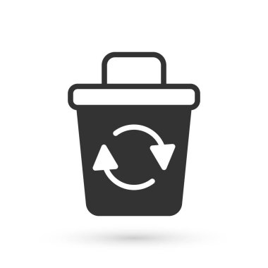 Beyaz arkaplanda izole edilmiş geri dönüşüm sembolü olan gri geri dönüşüm kutusu. Çöp kutusu simgesi. Çöp kutusu tabelası. Geri dönüşüm sepeti işareti. Vektör
