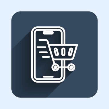 Beyaz çizgi cep telefonu ve alışveriş arabası simgesi uzun gölgeli. İnternetten satın alma sembolü. Süpermarket sepeti sembolü. Mavi kare düğme. Vektör