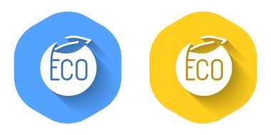 Beyaz Sancak, etiket, etiket, eko yeşil sağlıklı yiyecek simgesi için logo uzun gölgeli arka plan. Organik ürün. Sağlıklı yemek etiketi. Çember düğmesi. Vektör