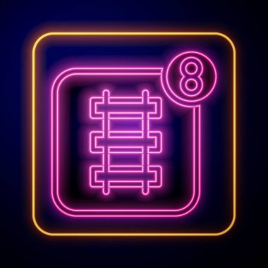 Parlayan neon çevrimiçi bilet rezervasyonu ve uygulama arayüzü simgesi alımı siyah arkaplanda izole edildi. E-bilet siparişi. Elektronik tren bileti ekranda. Vektör