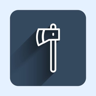 Beyaz çizgi tahta balta ikonu uzun gölge arkaplanı ile izole edilmiş. Oduncu baltası. Mavi kare düğme. Vektör