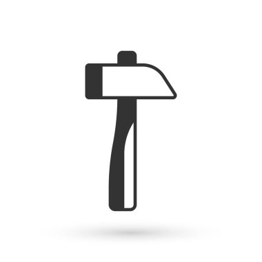 Gri Çekiç simgesi beyaz arkaplanda izole edildi. Tamir için bir araç. Vektör