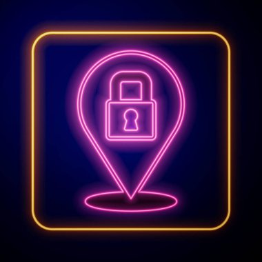 Parlayan neon kilidi simgesi siyah arkaplanda izole edildi. Asma kilit işareti. Güvenlik, güvenlik, koruma, gizlilik kavramı. Vektör.
