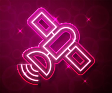 Parlayan neon hattı uydu simgesi kırmızı arkaplanda izole edildi. Vektör.