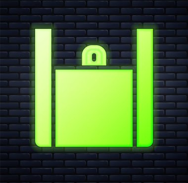 Parlayan neon çevrimiçi sipariş ve fast food dağıtım ikonu tuğla duvar arkasında izole edildi. Vektör