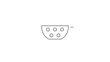 Siyah çizgi Mutfak Kevgir simgesi beyaz arkaplanda izole edildi. Mutfak aletleri. Çatal bıçak seti. 4K Video hareketli grafik canlandırması