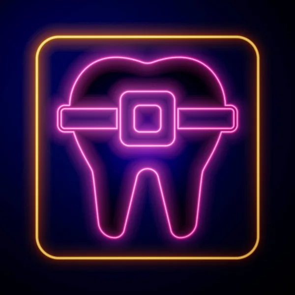 Glowing neon Teeth with braces icon isolated on black background. Alignment of bite of teeth, dental row with with braces. Dental concept. Vector —  Vetores de Stock