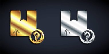 Siyah arka planda izole edilmiş altın ve gümüş karton kutu simgesi. Kutu, paket, paket işareti. Teslimat ve ambalaj. Uzun gölge tarzı. Vektör