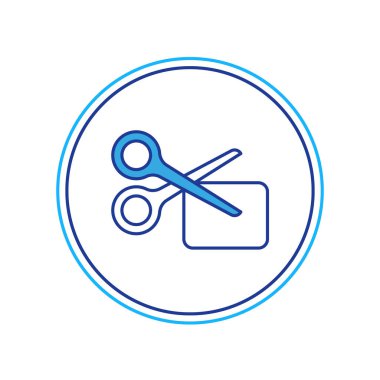 Doldurulmuş makas, beyaz arkaplanda izole edilmiş indirim kuponu simgesini keser. Online bir süpermarkette düşük fiyattan ya da yarı fiyatına satış yapma fikri. Vektör