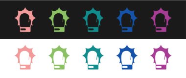 Yumruk 'u siyah beyaz arka planda izole edilmiş boks eldiveni simgesine ayarla. Boks eldivenleri patlayıcıyla birbirine çarpıyor. Vektör